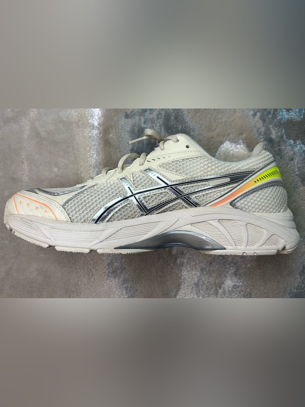ASICS GT-2160 "Paris" sneakers Cream Colorway Men’s Size 11